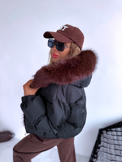 Pufīga, īsā virsjaka "OLYMP FC7631" - MELNA